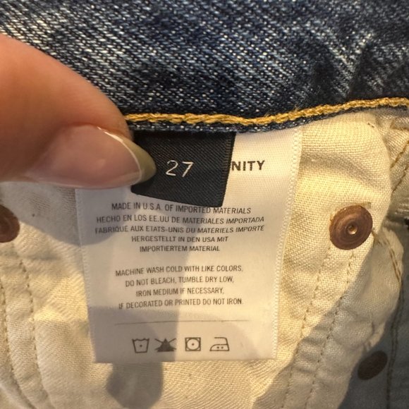 Citizens of Humanity Eva Distressed High-Rise Straight-Leg Baggy Jeans - Picture 12 of 16